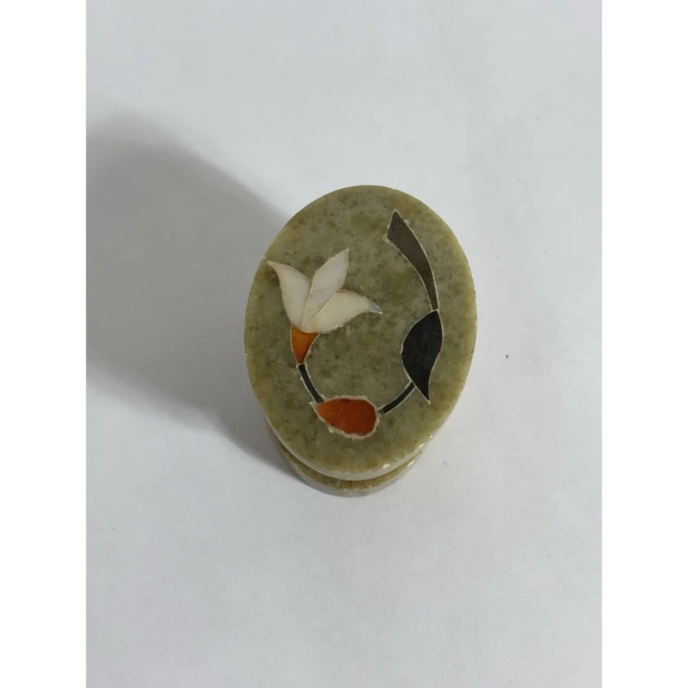 Trinket Box India Floral Mother Of Pearl Inlay Hand Carved Soap Stone Vintage